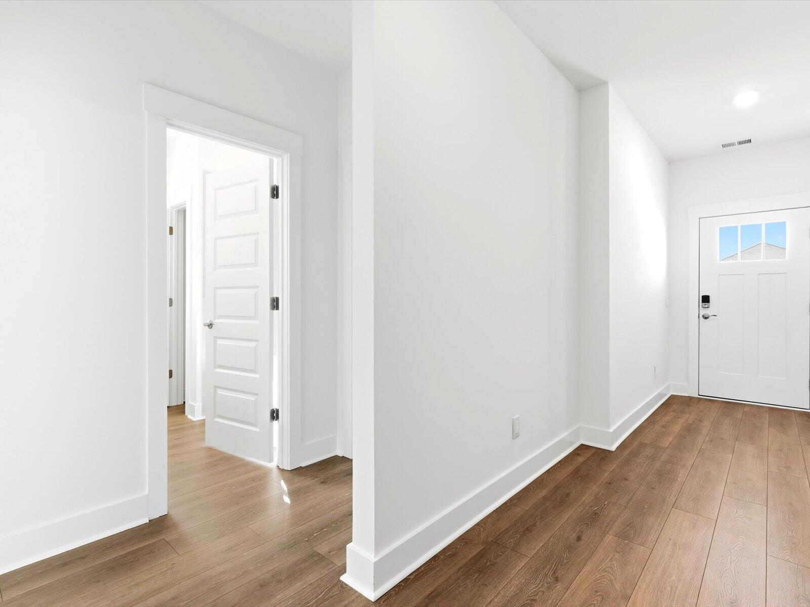 349 Calm Water Way Summerville, SC 29486 - Photo 13 of 67 10-9