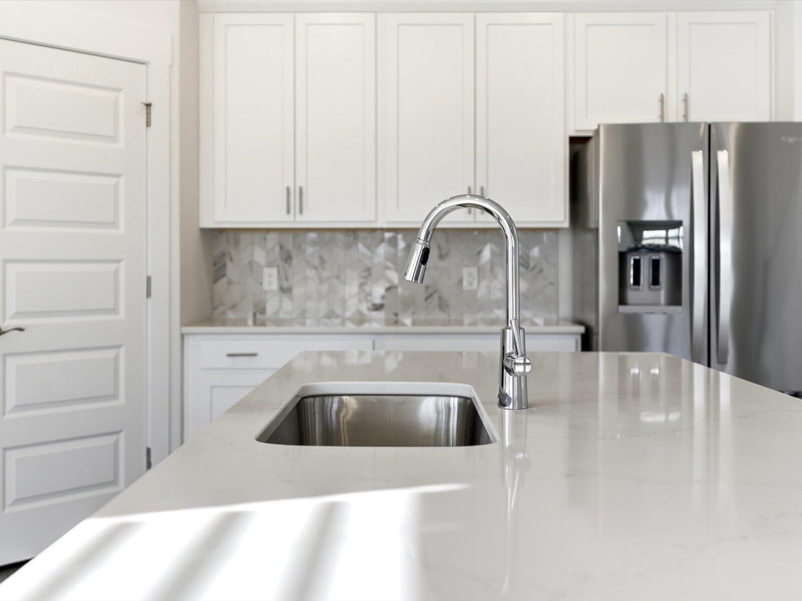 349 Calm Water Way Summerville, SC 29486 - Photo 20 of 67 33-32