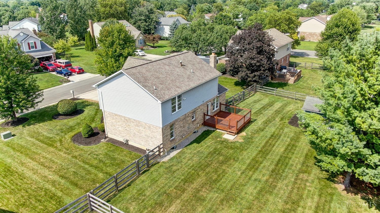 8852 Rambling Ridge Drive West Chester, OH 45069 - Photo 4 of 29 Gallery Image 4