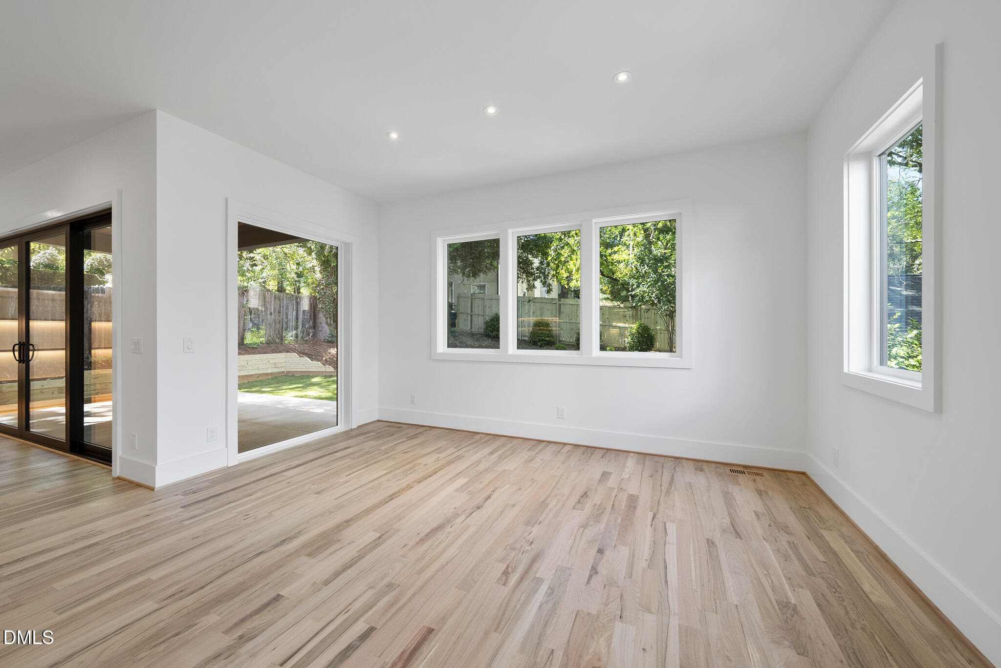 1009 Parker Street Raleigh, NC 27607 - Photo 25 of 66 DSC06188