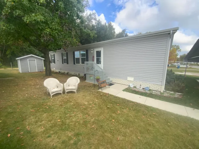 $120,000 | 3884 Shoreham Drive, Jackson, MI 49201