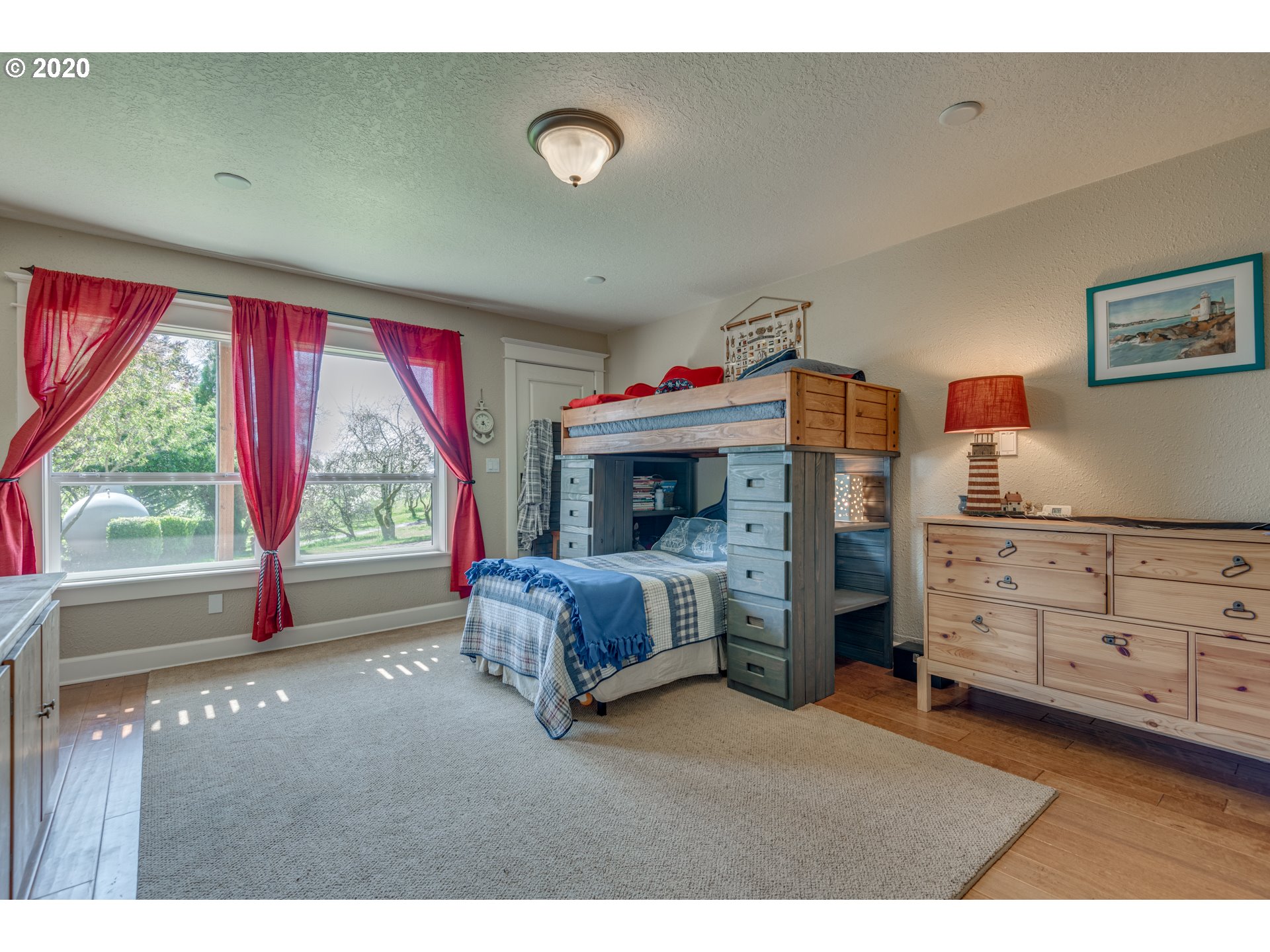 21540 Southwest Aebischer Road Sherwood, OR 97140 - Photo 22 of 32 Bedroom
