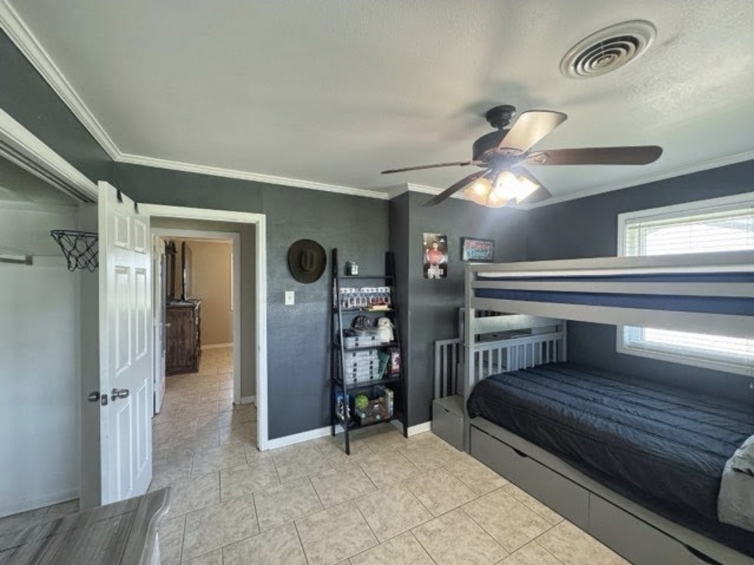 509 Light Street Anahuac, TX 77514 - Photo 14 of 19