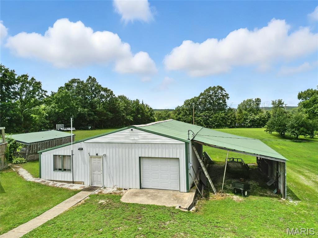 10443 Airport Road Mineral Point, MO 63660 - Photo 30 of 47