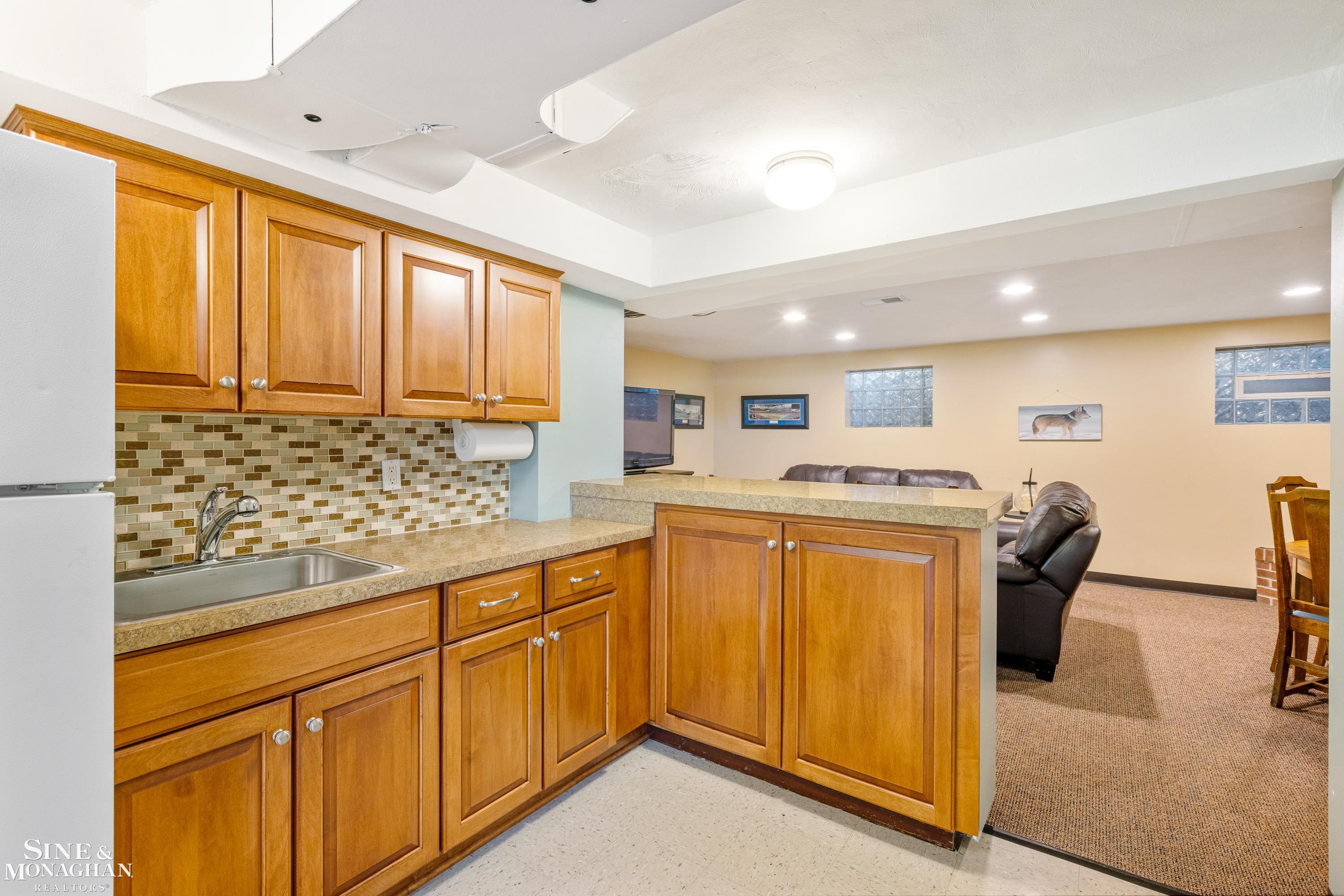 84 Clairview Road Grosse Pointe Shores, MI 48236 - Photo 30 of 68