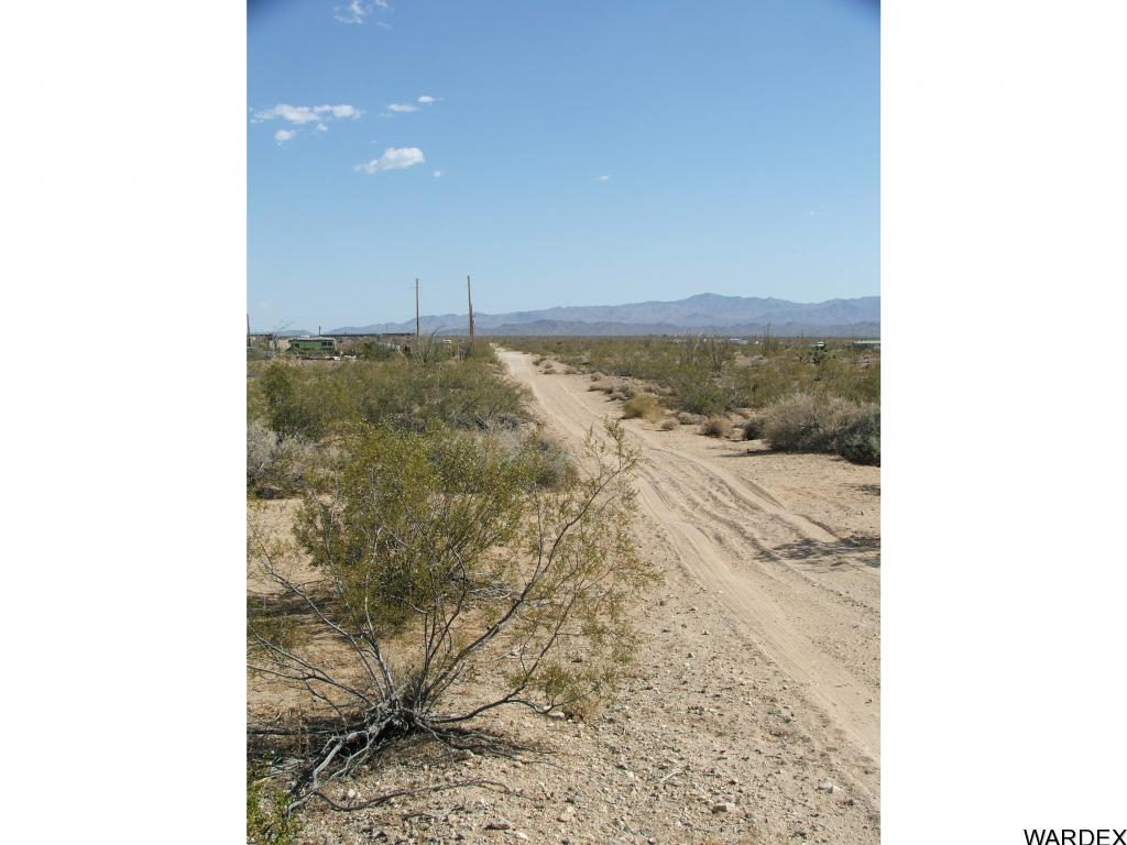 10-11 Apex Road Yucca, AZ 86438 - Photo 2 of 12 Additional Photo
