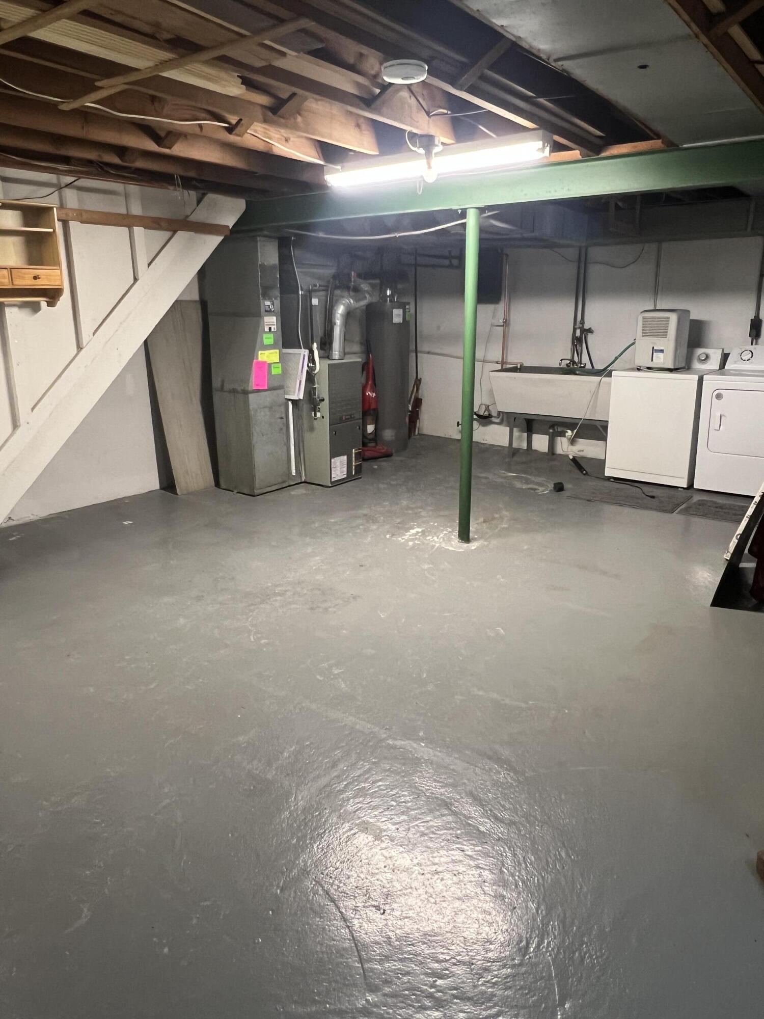 1684 Graefield Road, Unit 60 Birmingham, MI 48009 - Photo 18 of 20 IMG_1428