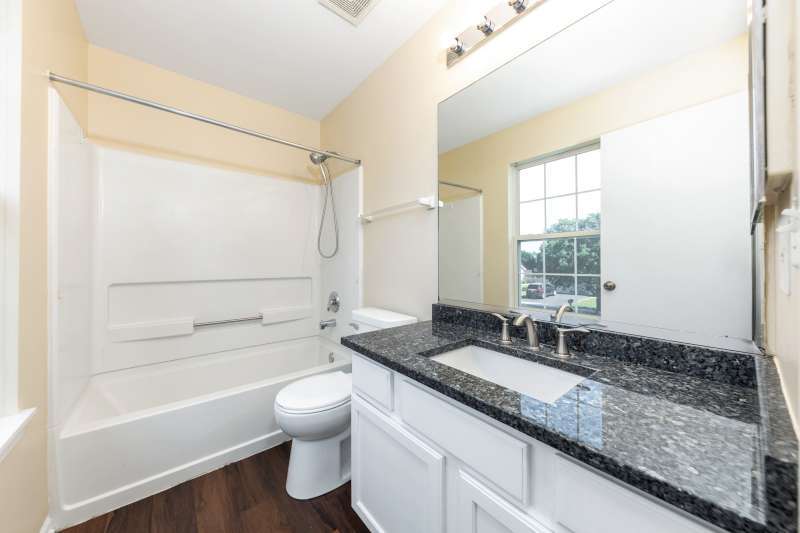 2054 Trafalger Court Romeoville, IL 60446 - Photo 15 of 26