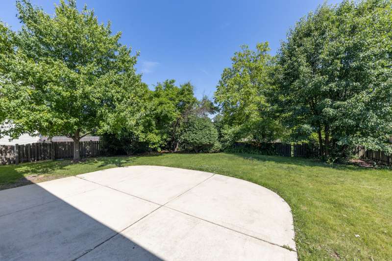 2054 Trafalger Court Romeoville, IL 60446 - Photo 21 of 26