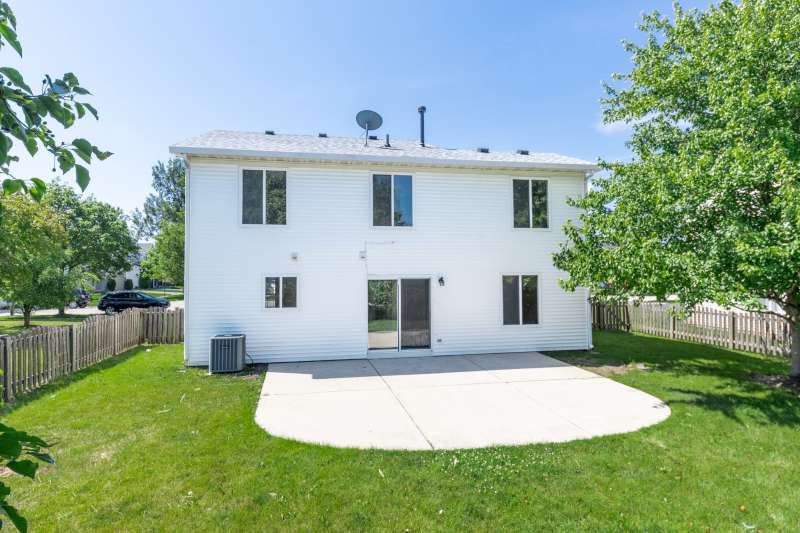 2054 Trafalger Court Romeoville, IL 60446 - Photo 23 of 26