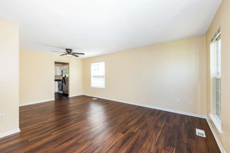 2054 Trafalger Court Romeoville, IL 60446 - Photo 6 of 26