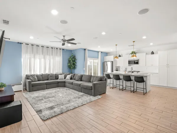 $420,000 | 7073 West Poe Avenue, Fresno, CA 93723