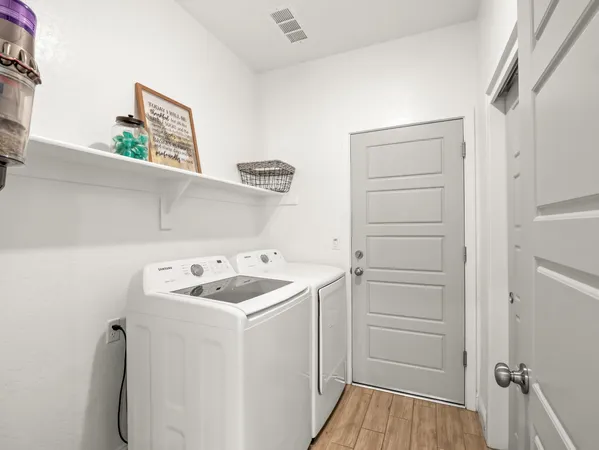$420,000 | 7073 West Poe Avenue, Fresno, CA 93723