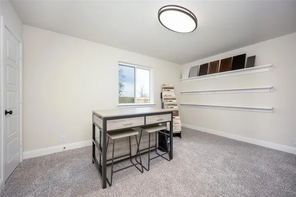 $305,000 | 100 Walnut Street, Whitesboro, TX 76273