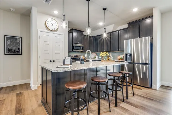 $305,000 | 100 Walnut Street, Whitesboro, TX 76273