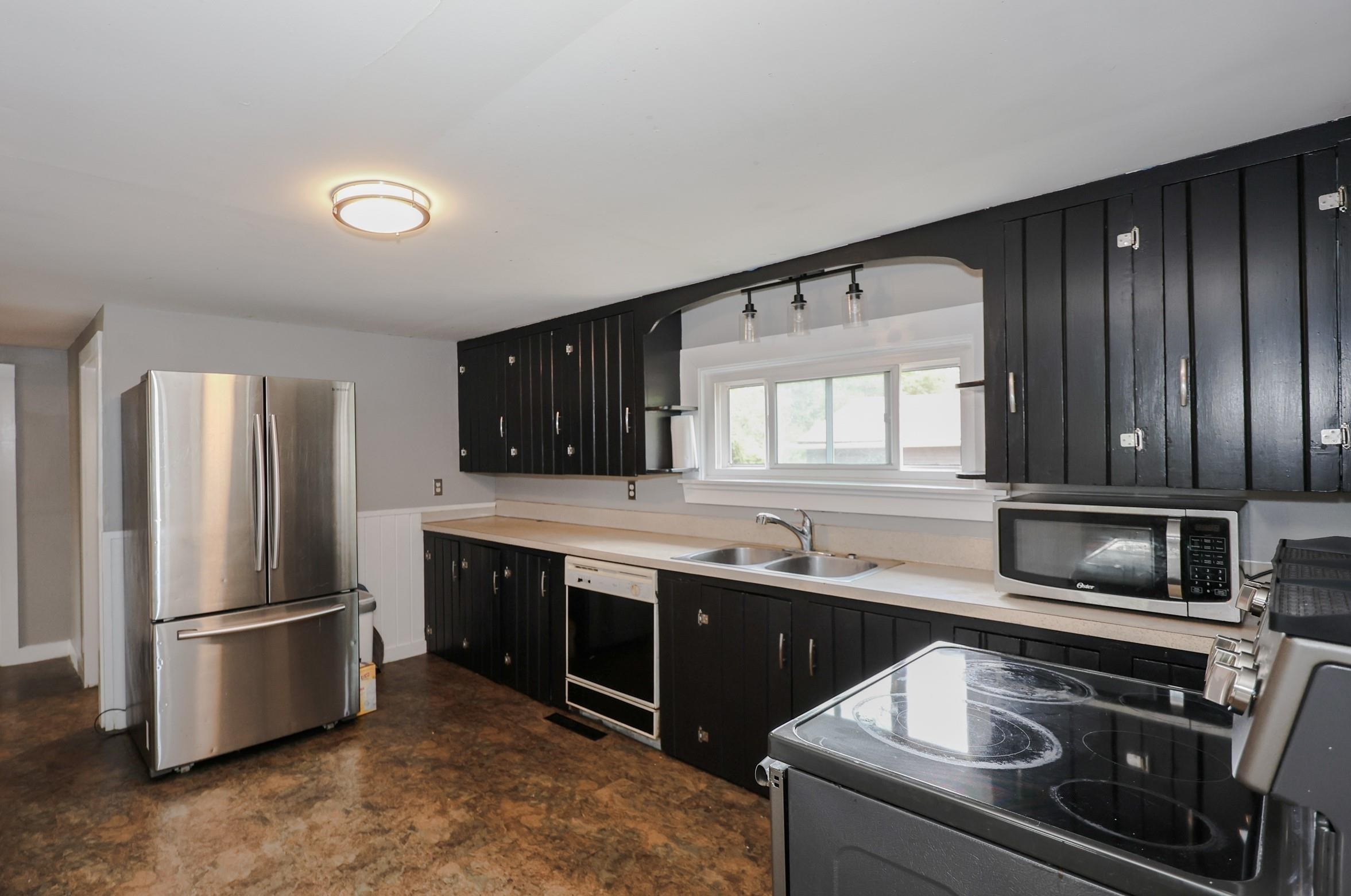 24 Stearns Road Amherst, NH 03031 - Photo 8 of 27