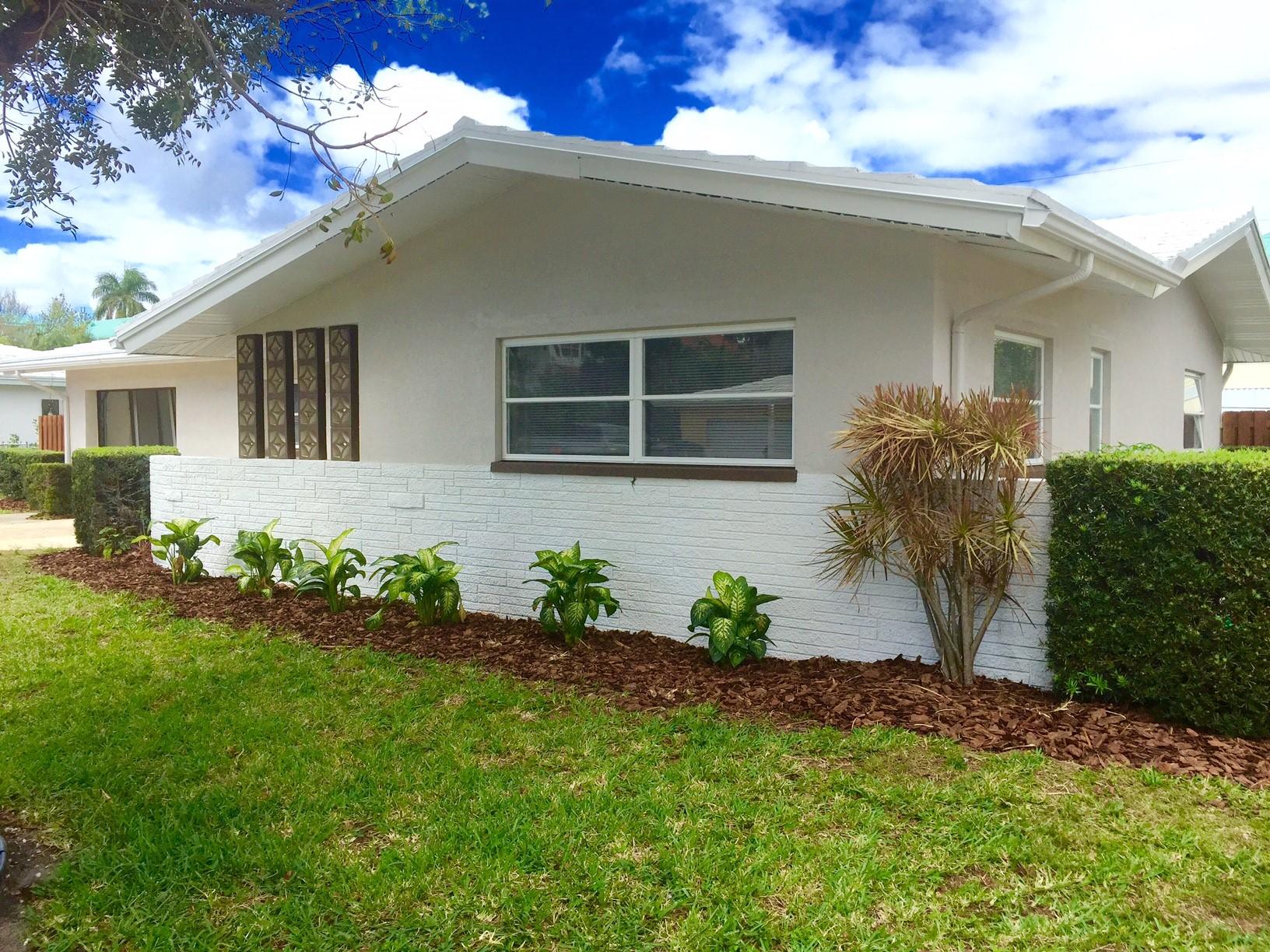 113 Park Lane East Lake Worth, FL 33462 - Photo 2 of 19 Front - new landscaping