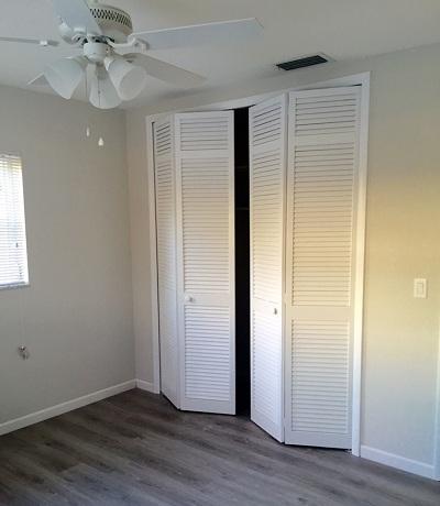 113 Park Lane East Lake Worth, FL 33462 - Photo 14 of 19 R - North bedroom