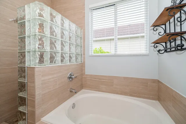 $2,650 | 7865 15th Lane, Vero Beach, FL 32966