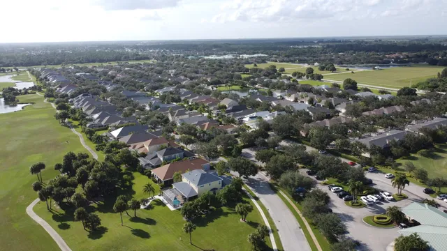 $2,650 | 7865 15th Lane, Vero Beach, FL 32966