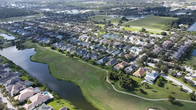 $2,650 | 7865 15th Lane, Vero Beach, FL 32966