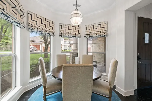 $700,000 | 7800 Southwest Parkway, Unit 1112, Austin, TX 78735