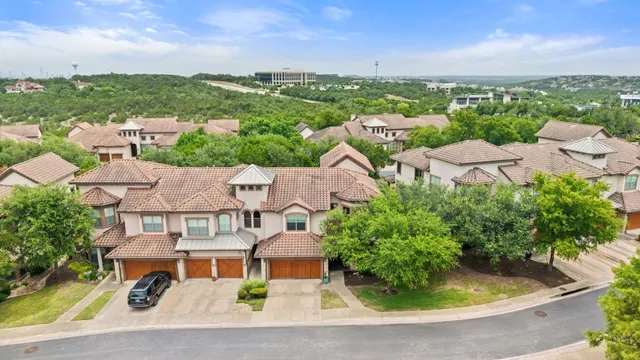 $700,000 | 7800 Southwest Parkway, Unit 1112, Austin, TX 78735