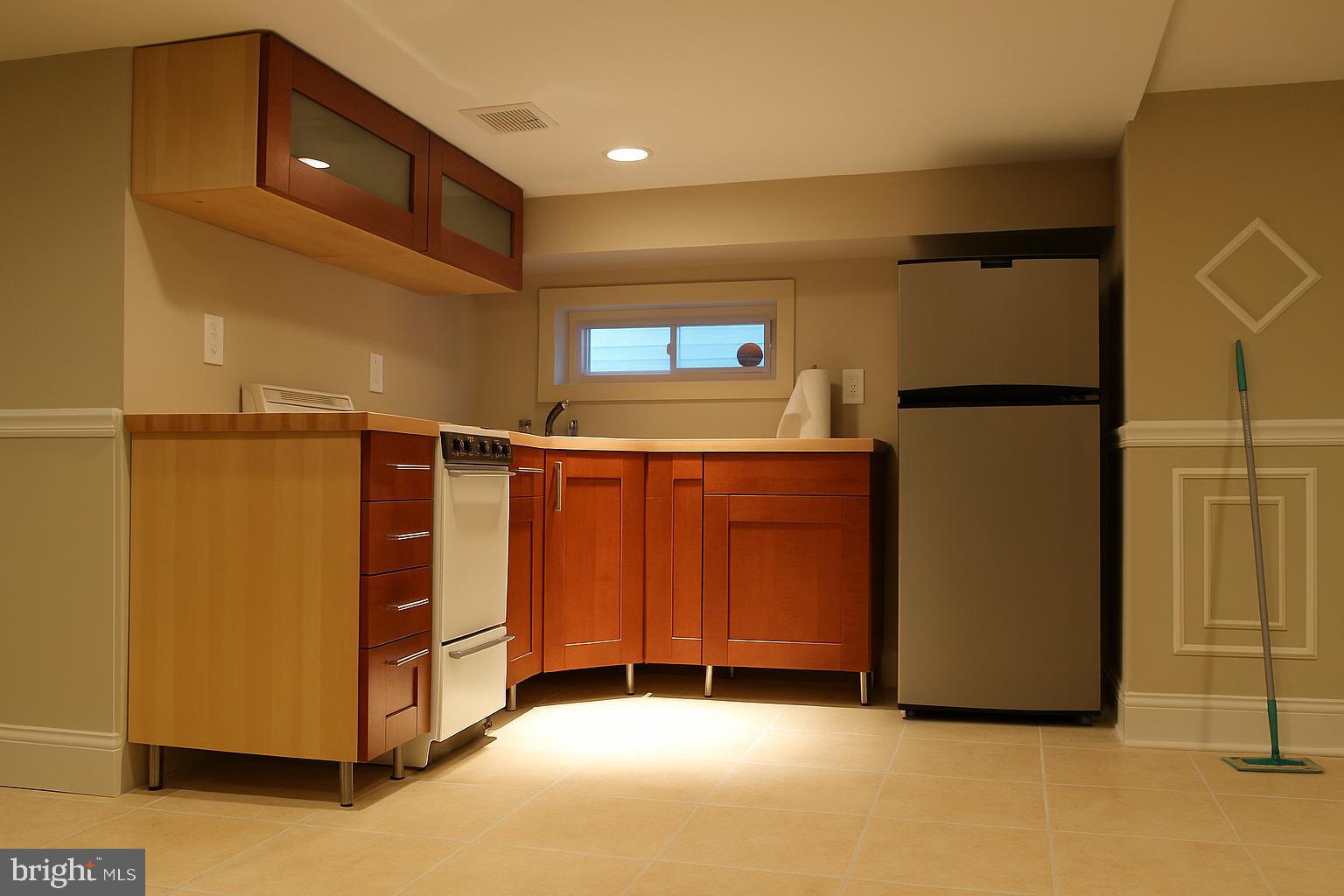 749 Gresham Place Northwest Washington, DC 20001 - Photo 6 of 20 a view of an empty room with windows