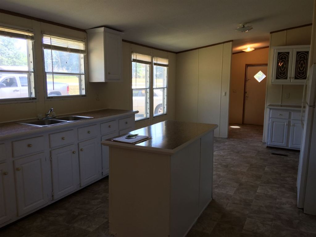 292 Charles Burton Road Honea Path, SC 29654 - Photo 5 of 14