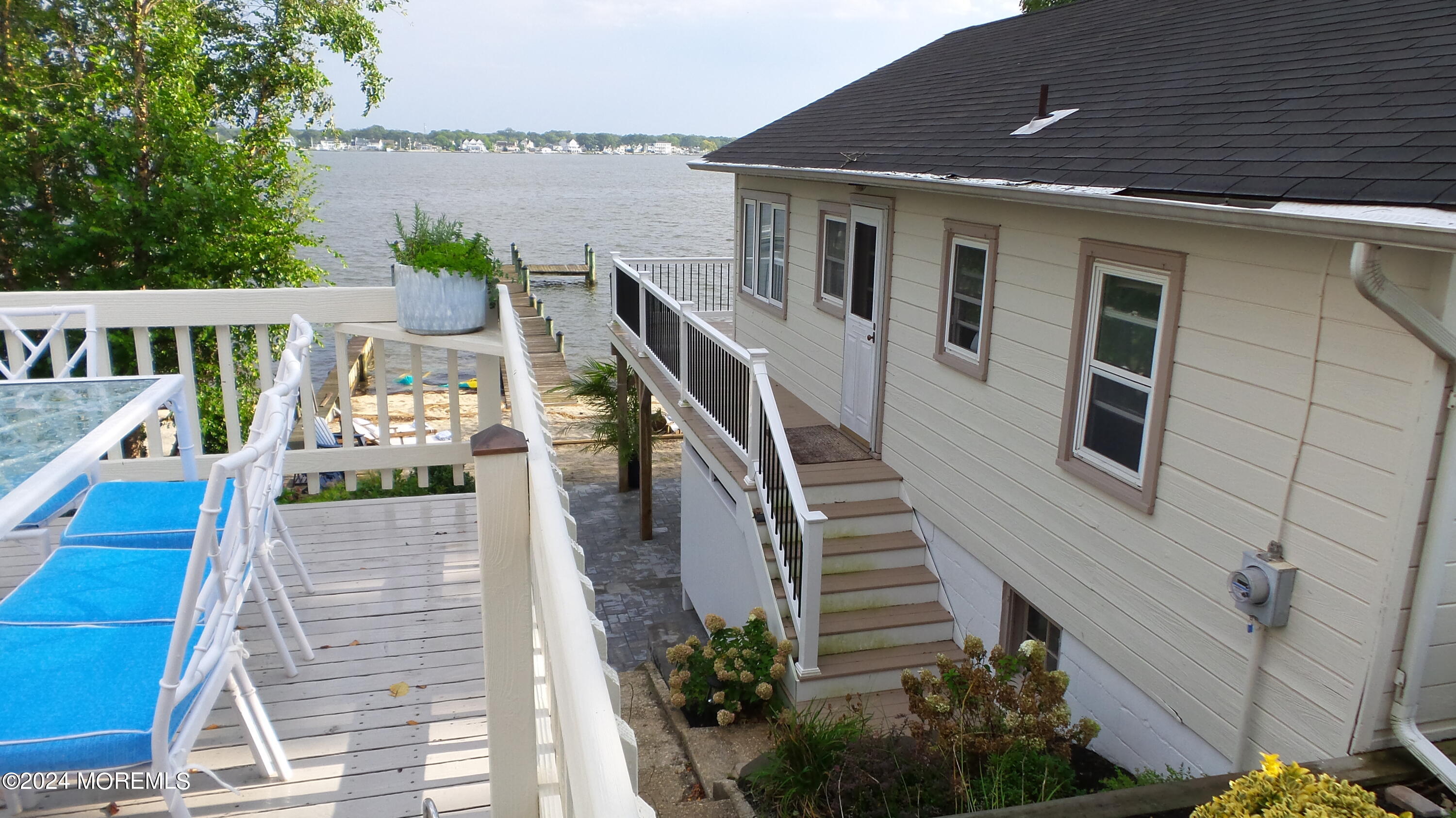 565 Princeton Avenue Brick, NJ 08724 - Photo 40 of 66 a front view of a house with a yard