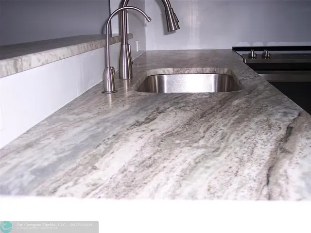 $179,000 | 600 Northeast 2nd Street, Unit 208, Dania Beach, FL 33004