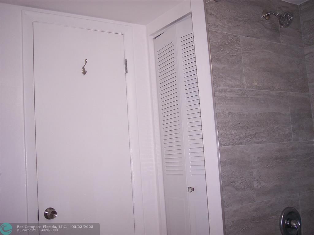 600 Northeast 2nd Street, Unit 208 Dania Beach, FL 33004 - Photo 27 of 29