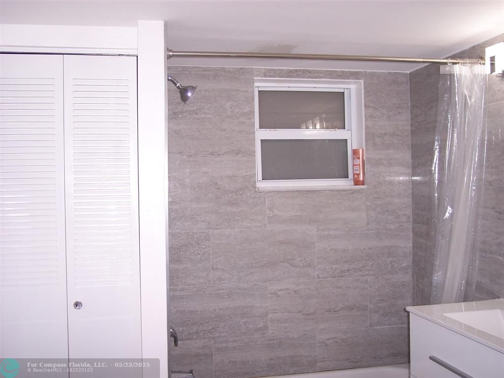 600 Northeast 2nd Street, Unit 208 Dania Beach, FL 33004 - Photo 7 of 29