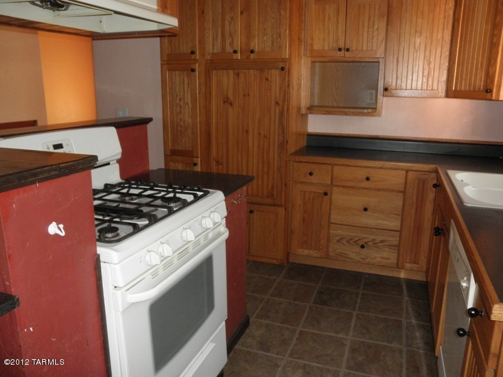 3166 West Clark Road Benson, AZ 85602 - Photo 4 of 8