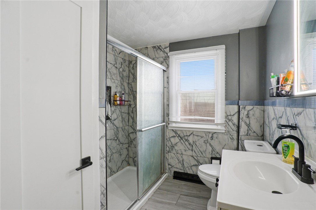 62 Hillcrest Avenue Pawtucket, RI 02860 - Photo 19 of 23