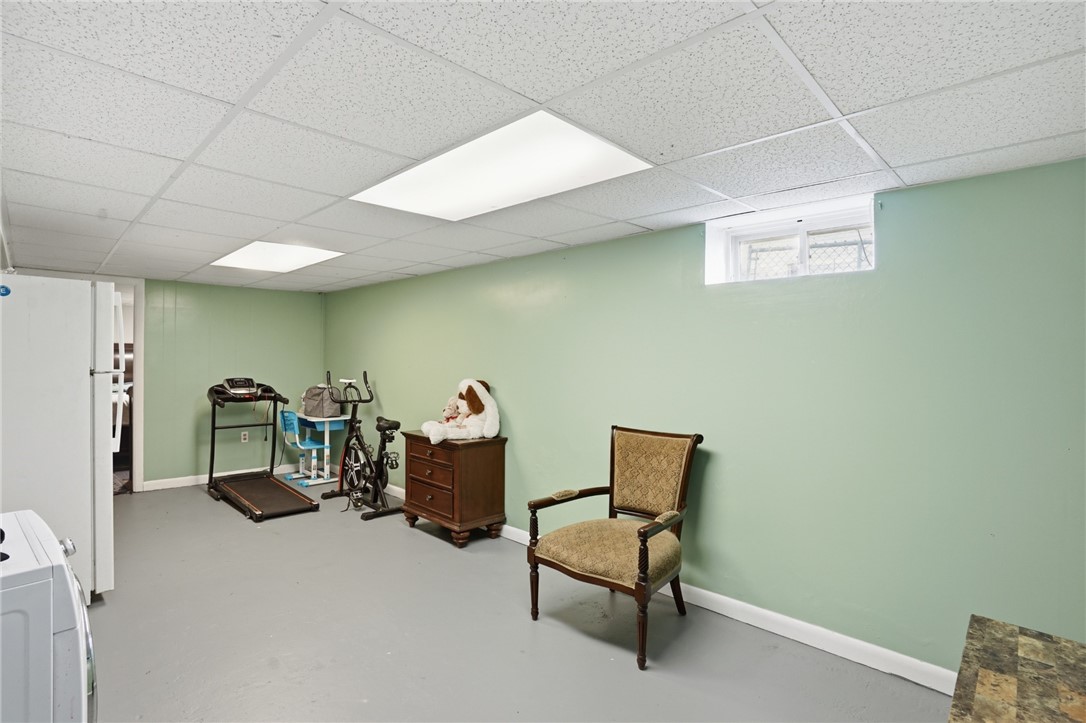 62 Hillcrest Avenue Pawtucket, RI 02860 - Photo 22 of 23