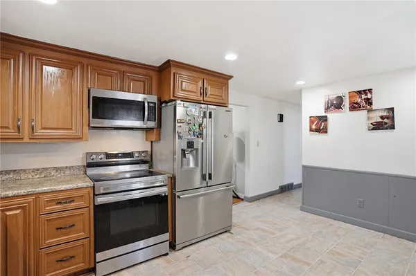 $399,000 | 62 Hillcrest Avenue, Pawtucket, RI 02860