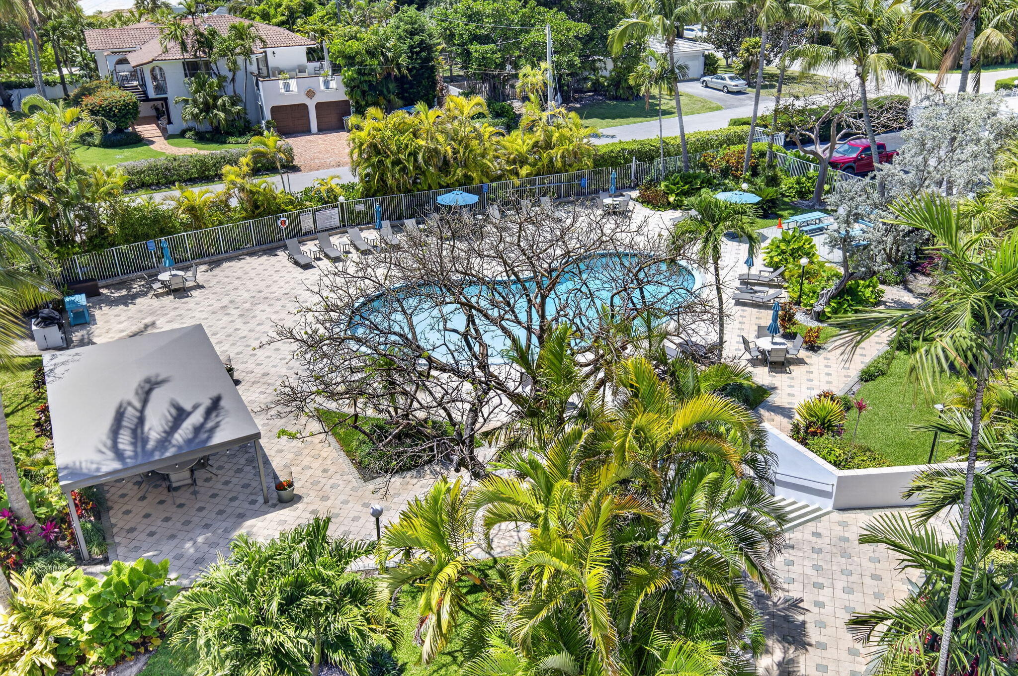 2851 South Ocean Boulevard, Unit 5M Boca Raton, FL 33432 - Photo 23 of 46 Pool View