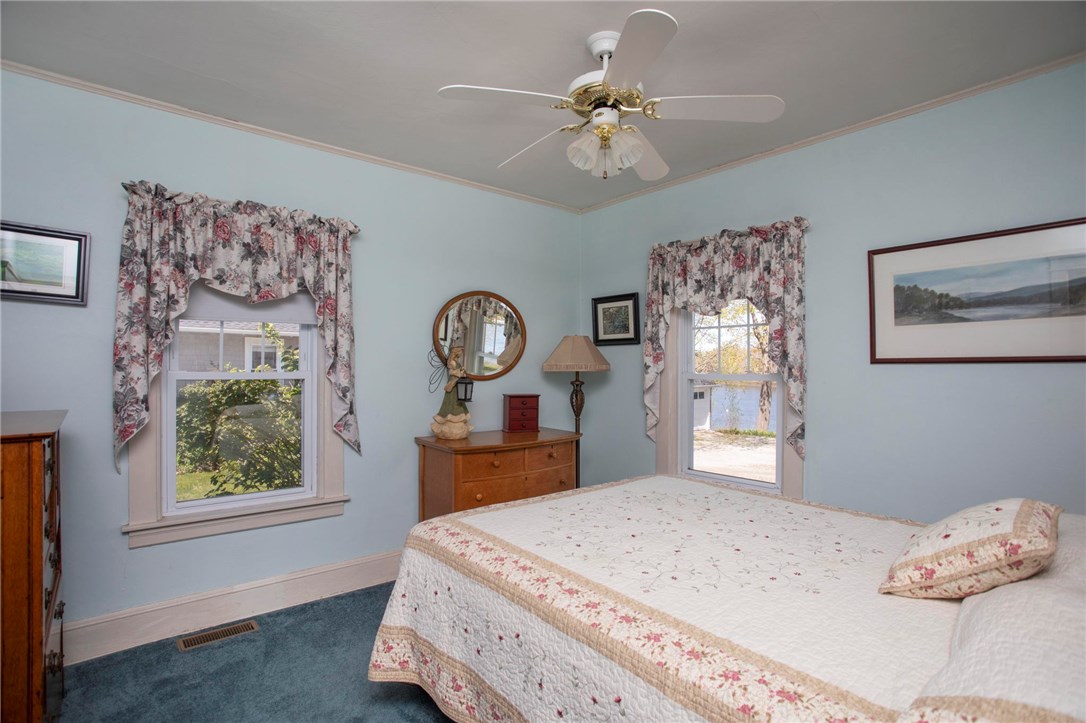 1102 Buttonwoods Avenue Warwick, RI 02886 - Photo 29 of 40