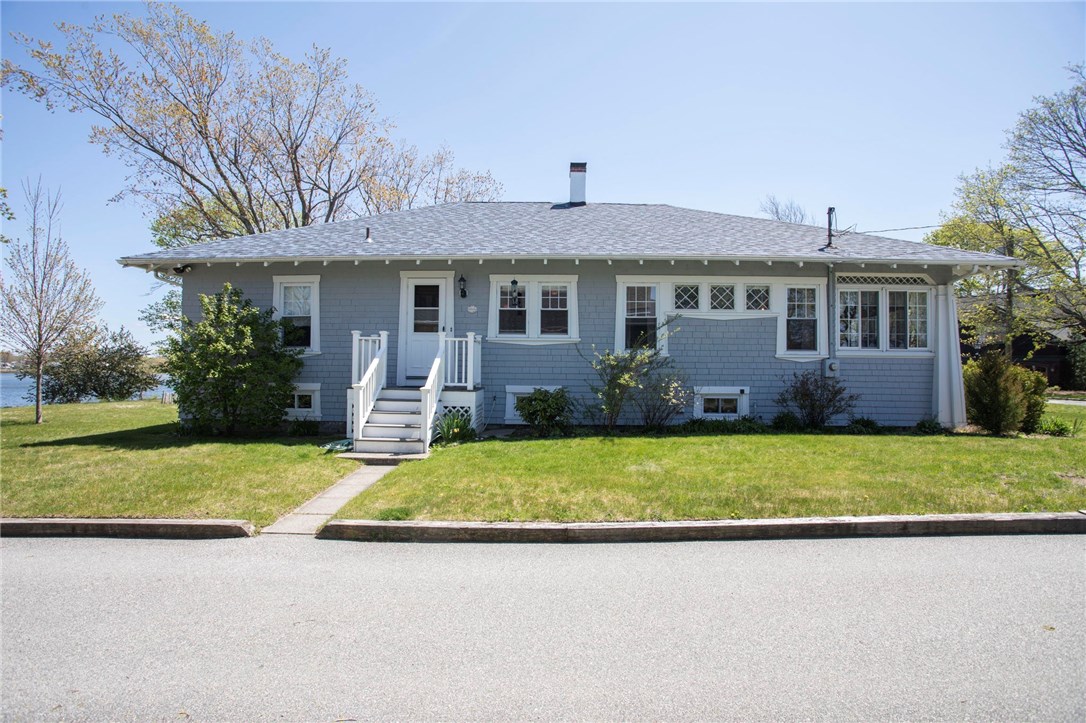 1102 Buttonwoods Avenue Warwick, RI 02886 - Photo 3 of 40