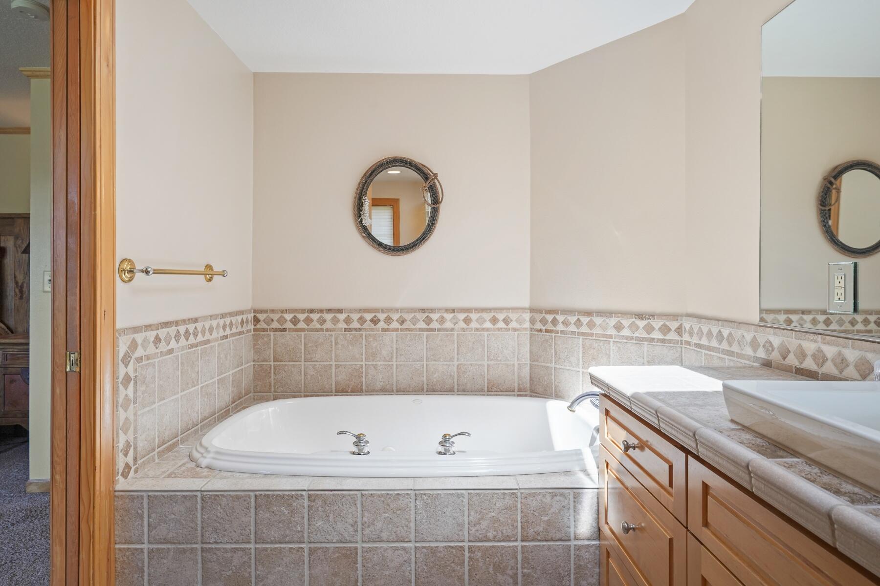 18611 Couch Market Road Bend, OR 97703 - Photo 22 of 55 22