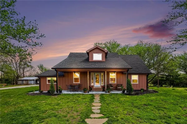 $565,000 | 7850 McGary Lane, Lawson, MO 64062