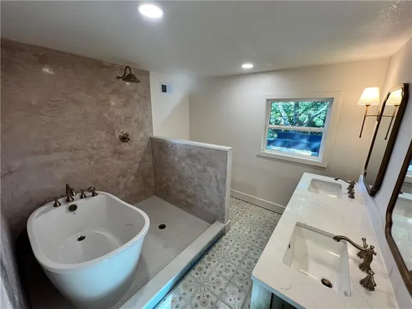 $565,000 | 7850 McGary Lane, Lawson, MO 64062