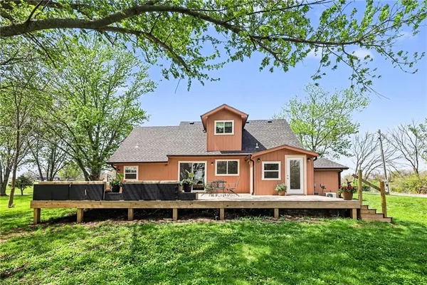 $565,000 | 7850 McGary Lane, Lawson, MO 64062
