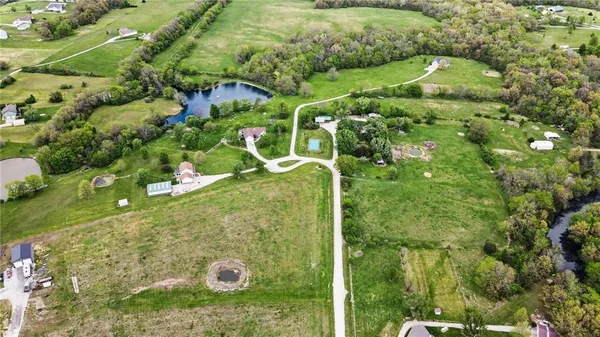 $565,000 | 7850 McGary Lane, Lawson, MO 64062