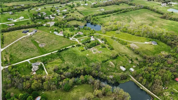 $565,000 | 7850 McGary Lane, Lawson, MO 64062