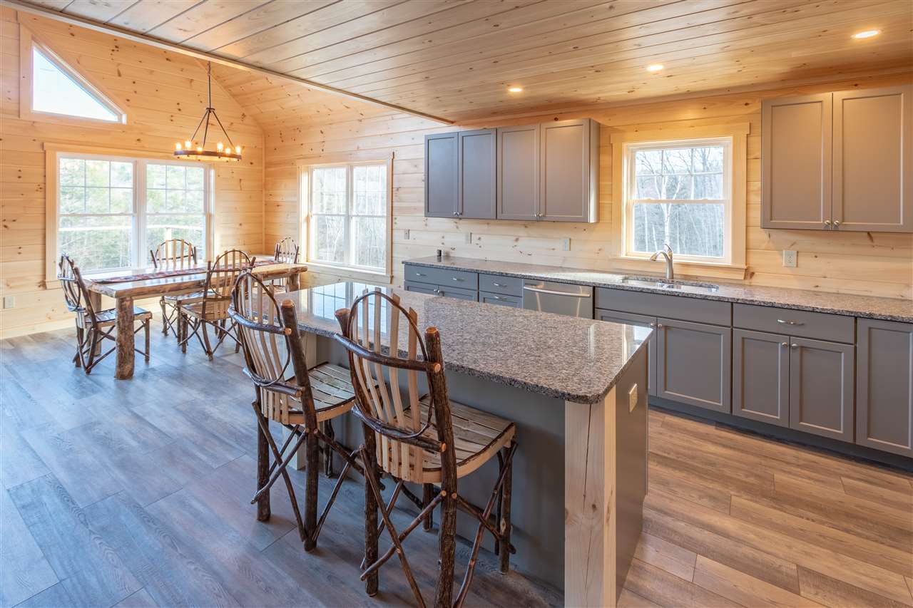 29 Fraser Road, Unit 29 Thornton, NH 03285 - Photo 8 of 40