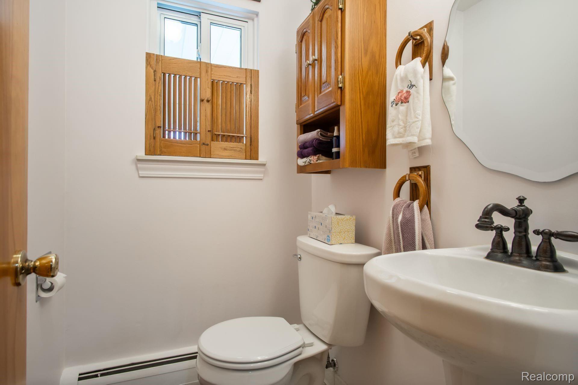 2270 Armond Road Howell, MI 48855 - Photo 16 of 30 First floor half bathroom