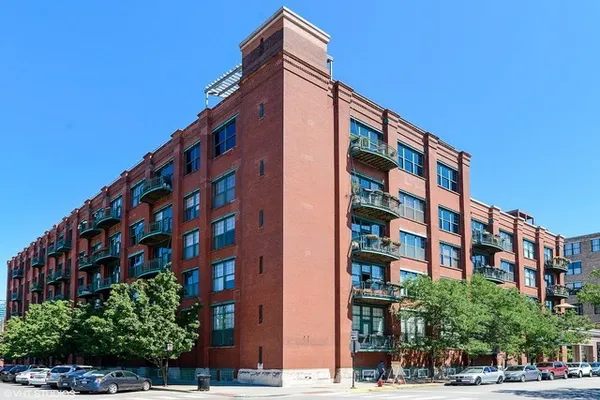 $675,000 | 1000 West Washington Boulevard, Unit 430, Chicago, IL 60607