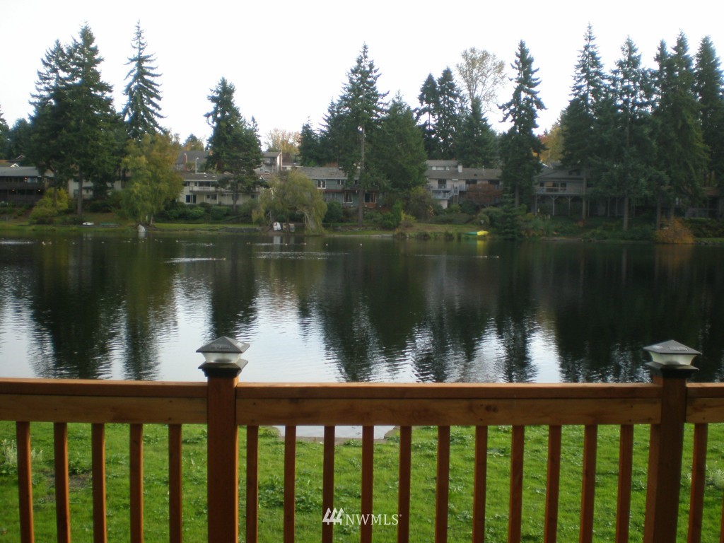 3951 Southwest 324th Street Federal Way, WA 98023 - Photo 9 of 10 Gallery Image 9